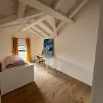 Appartement Roma 8 *