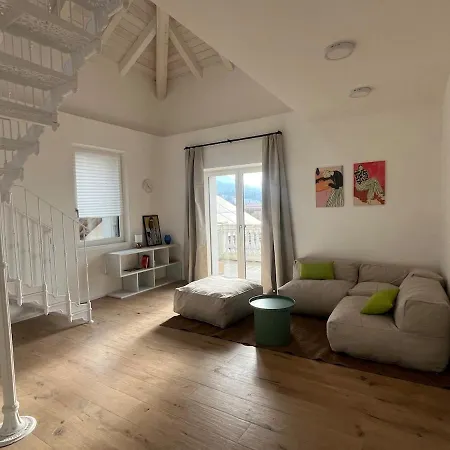 Roma 8 Apartmán *
